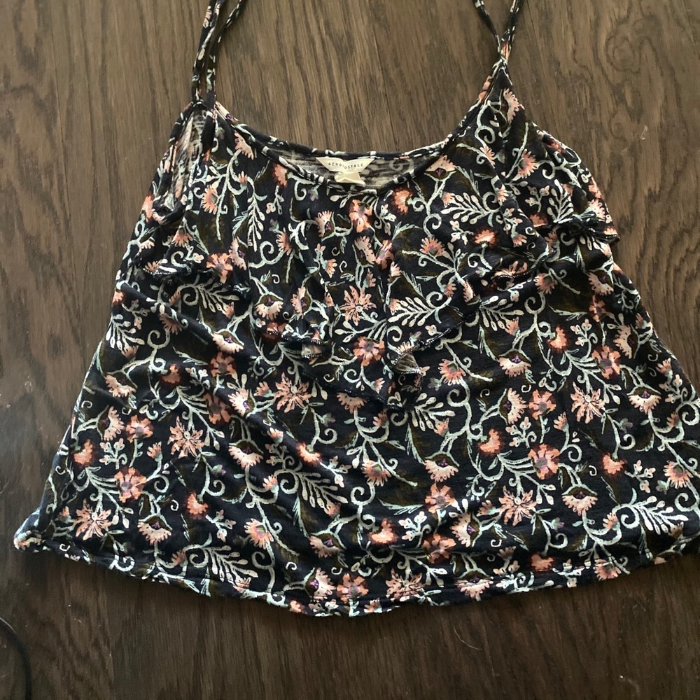 Aeropostale Cropped Flowy Tank 🌼🤍